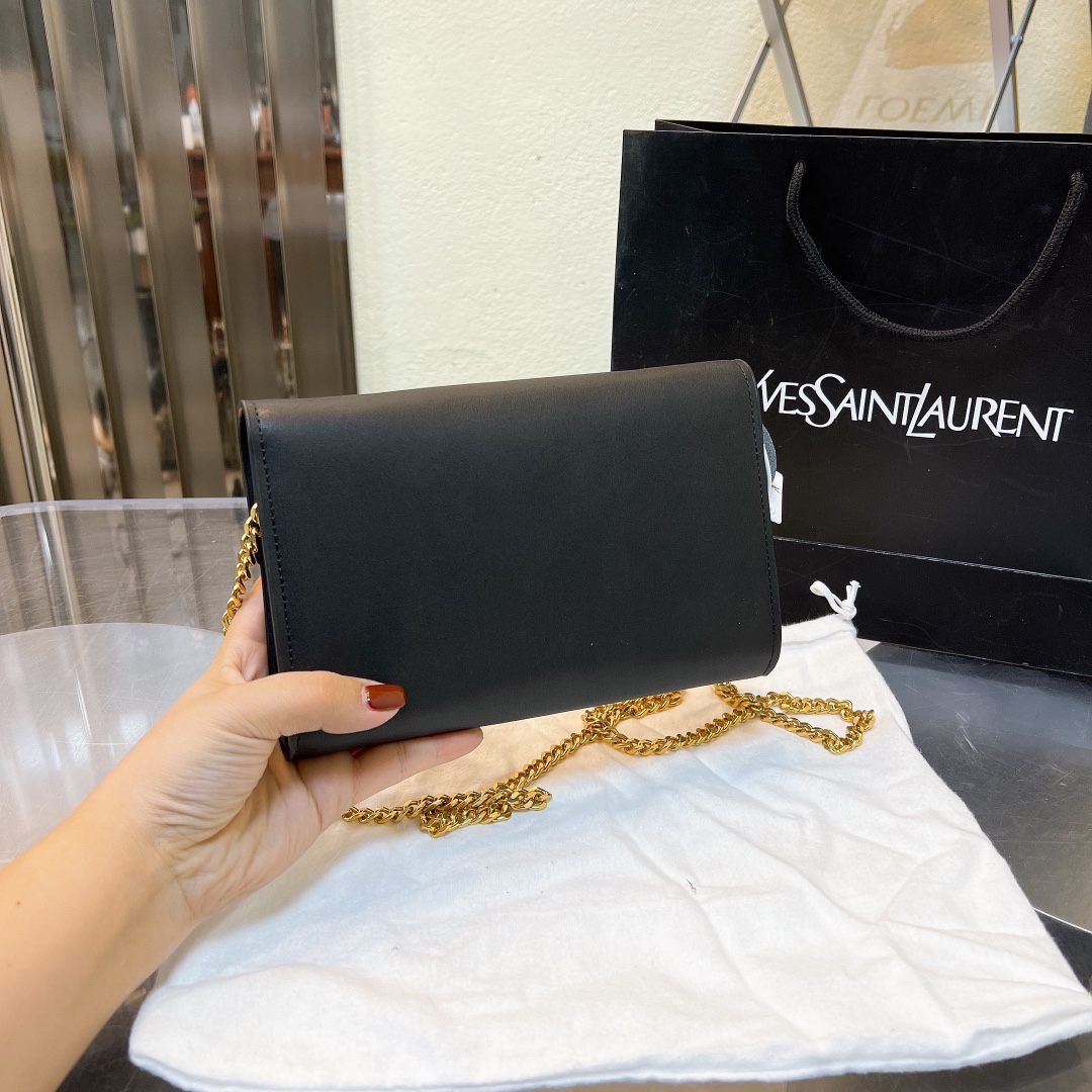 Saint Laurent Uptown Chain Wallet In Grain De Poudre Embossed Black 19Cm