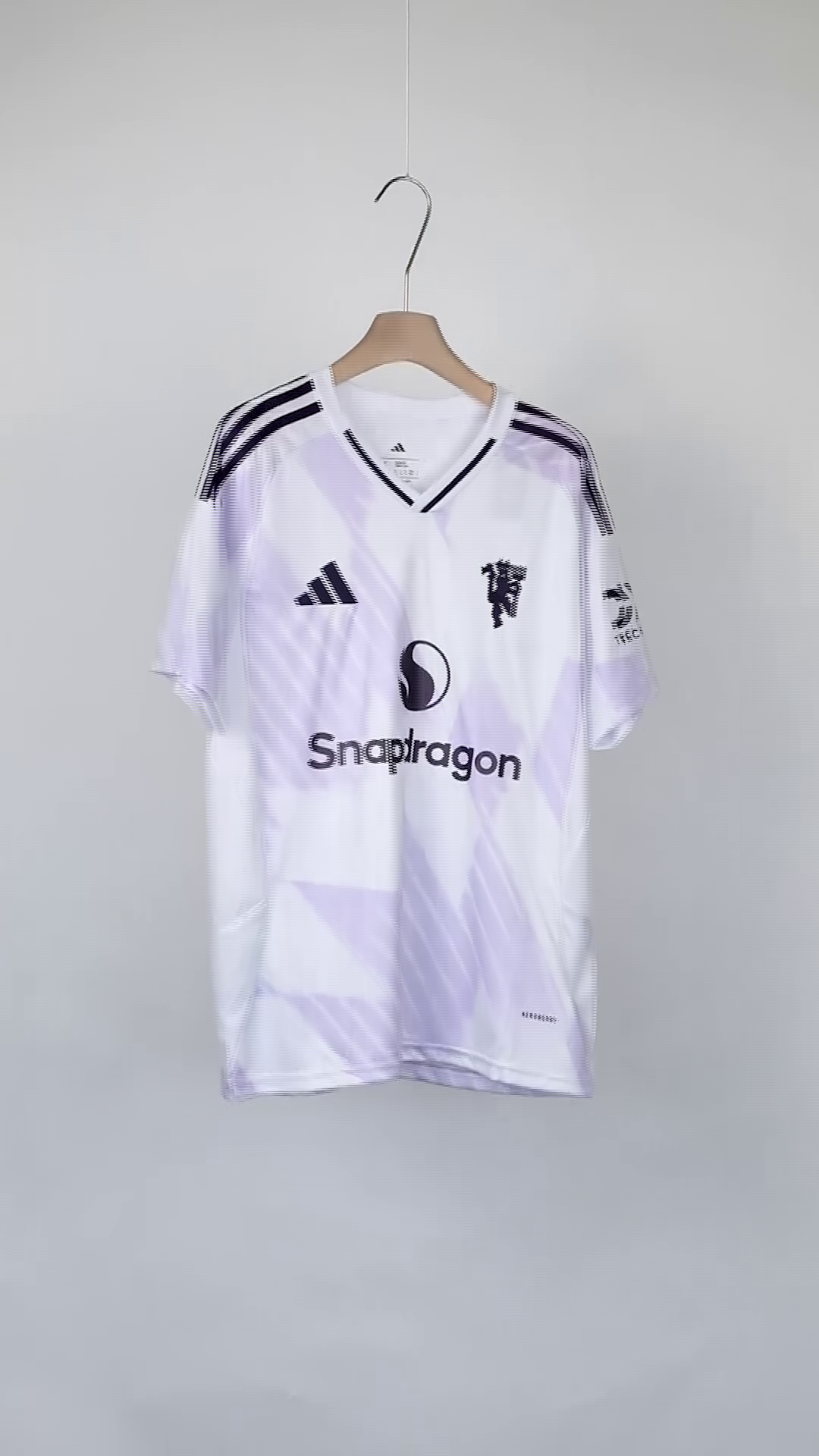 B.FERNANDES #8 Manchester United Away Soccer Jersey 2025/26