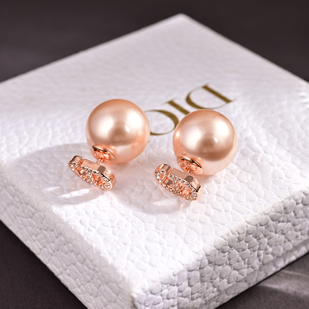 Dior new pearl earrings - cnluxepick
