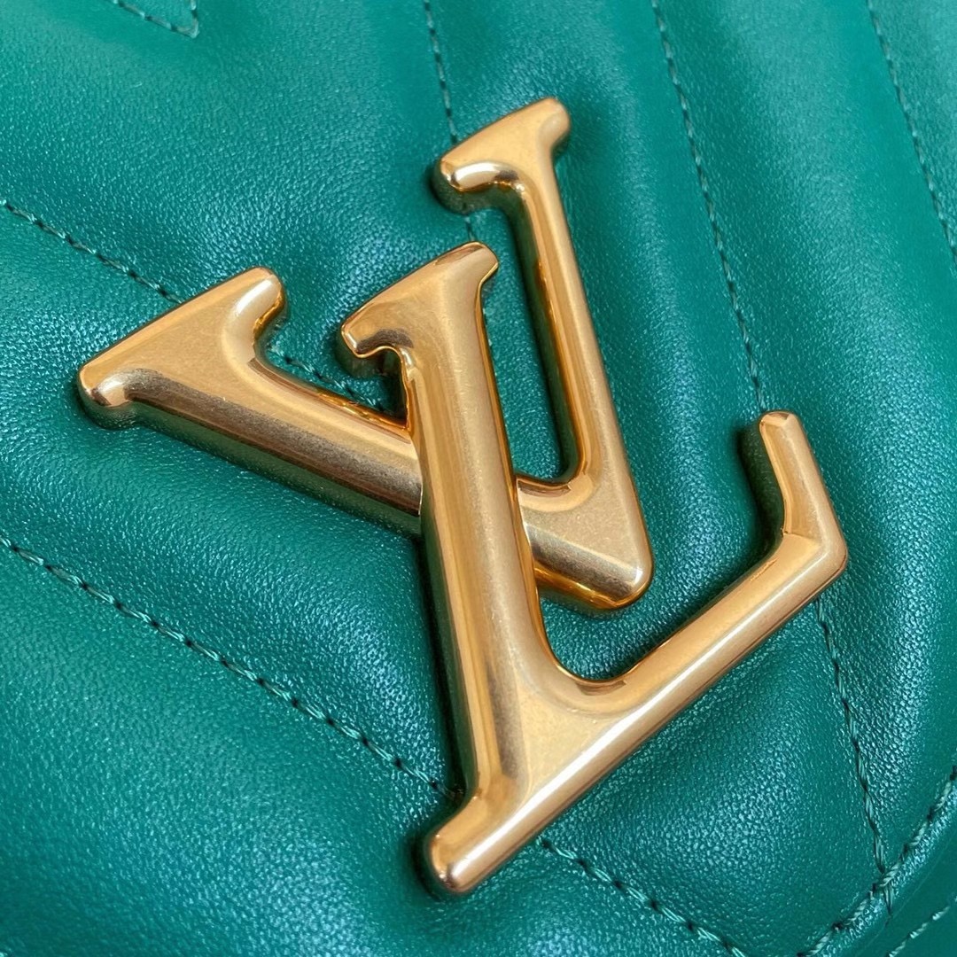 Louis Vuitton New Wave Chain 24Cm Green M58664