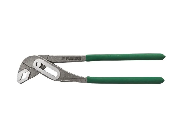 Pinces de plomberie ou clé serre-tubes