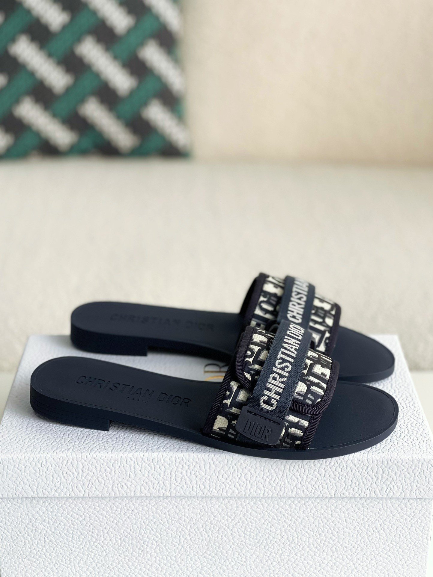 Dior women’s slippers Sandals