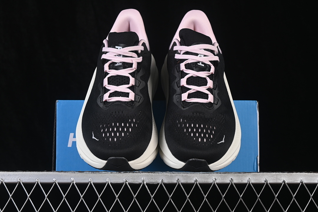 HOKA One One Kawana 2