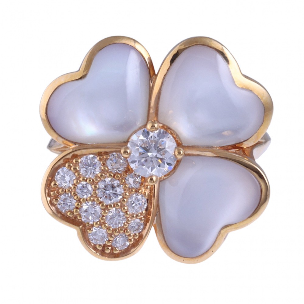 Van Cleef & Arpels Flora Cosmos Ring 18K Rose Gold VCARO51Y00