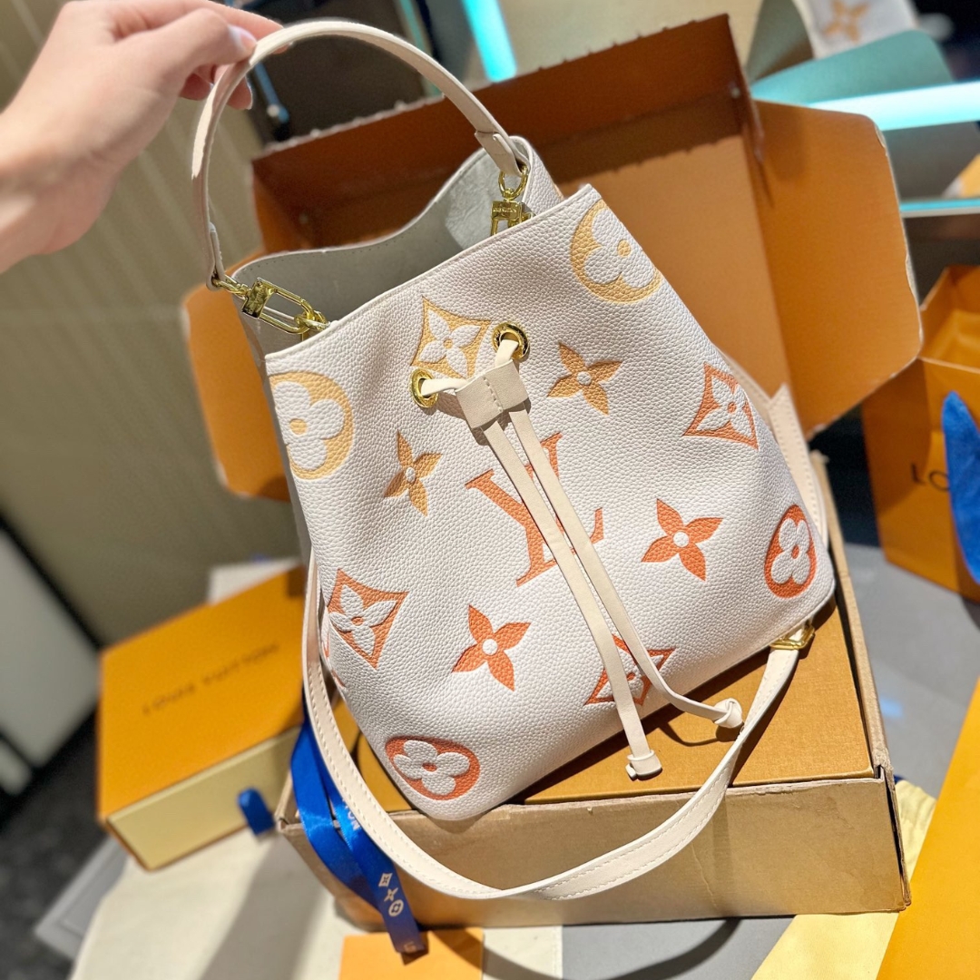 Louis Vuitton N Ono  Bb Monogram Bag Latte And Orange 25Cm