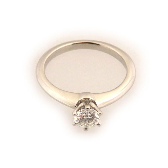 Tiffany & Co. Solitaire Classical Ring Platinum Diamond