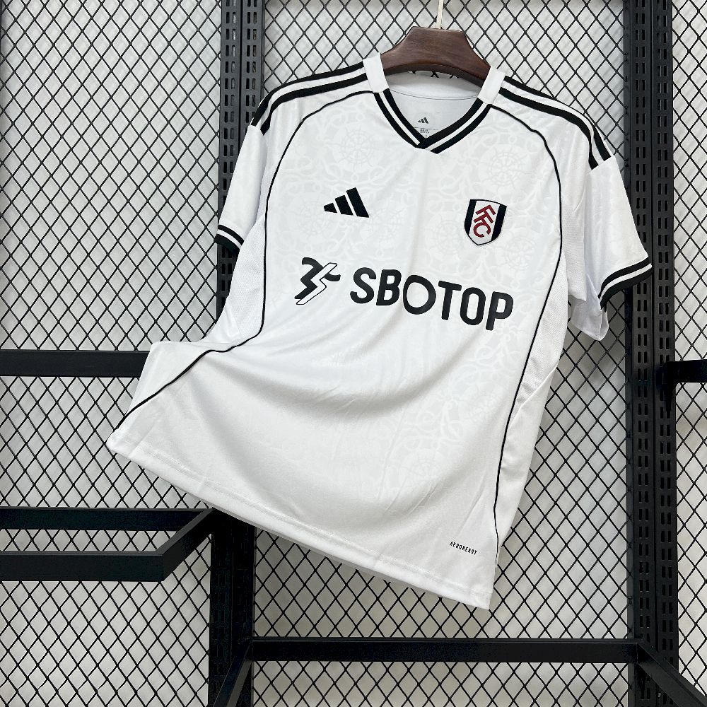 Fulham maillot foot 2025 2026€14.99