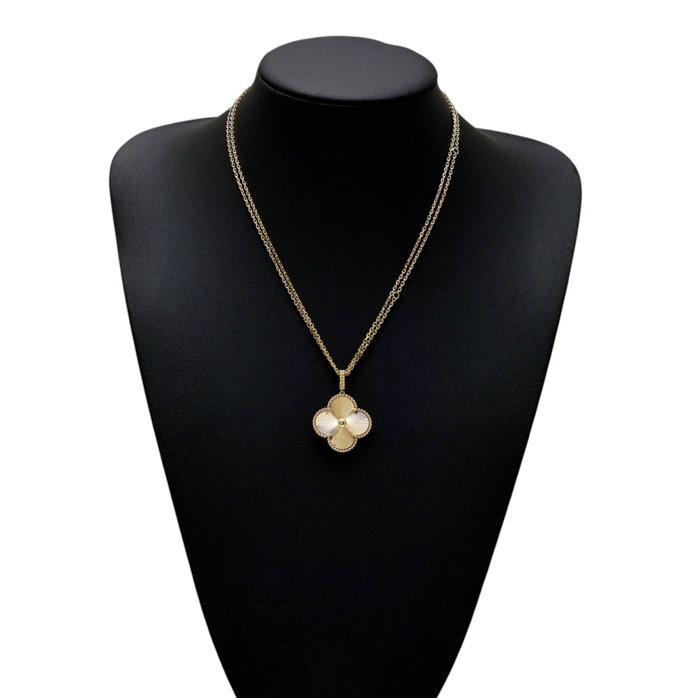 Van Cleef & Arpels Magic Alhambra Necklace 1 Motif 18K Yellow Gold VCARP4KO00