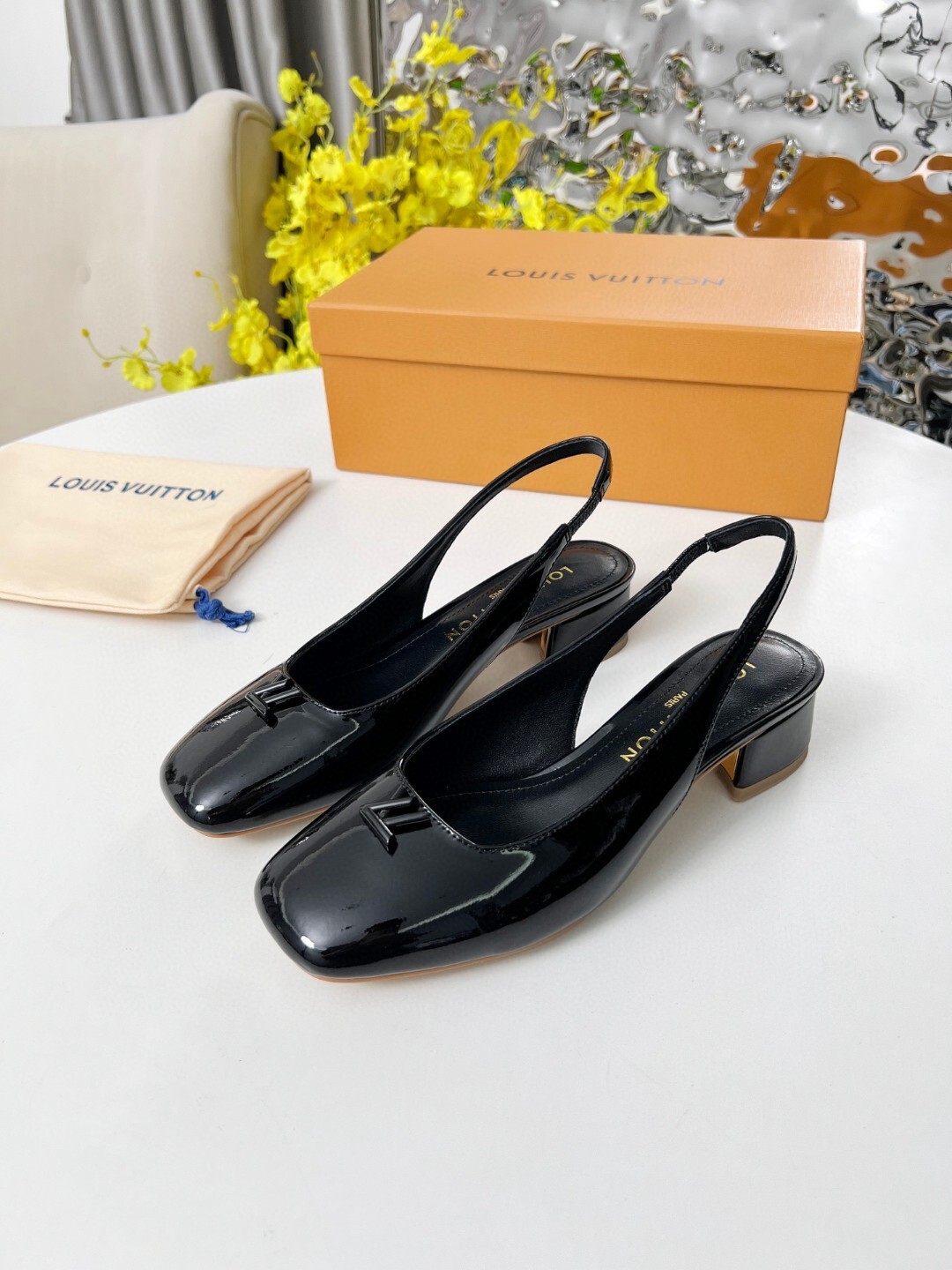 Louis Vuitton Madeleine Slingback Black Patent Leather Pumps 3.5cm