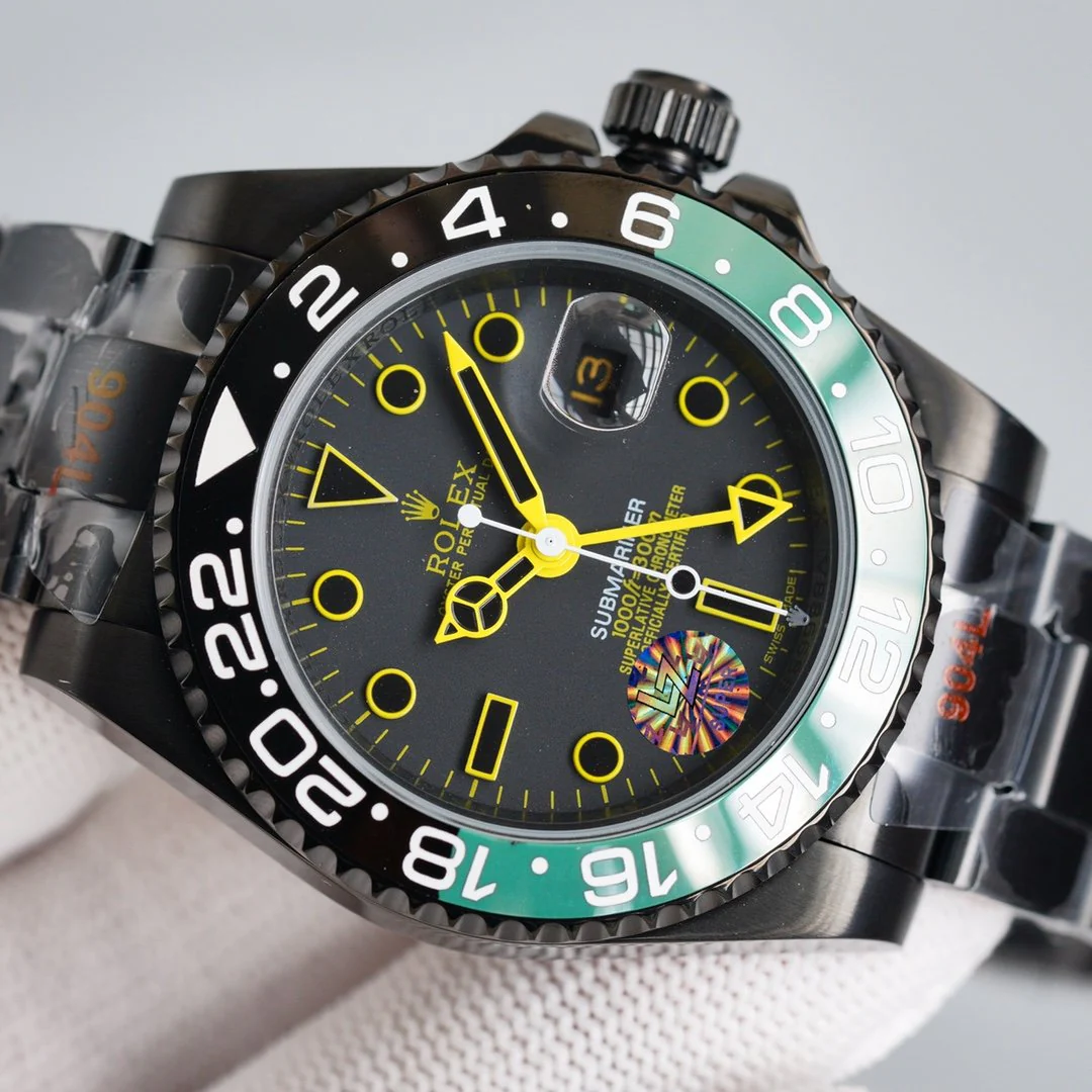 GMT-MASTER II CUSTOM GREEN BLACK BEZEL