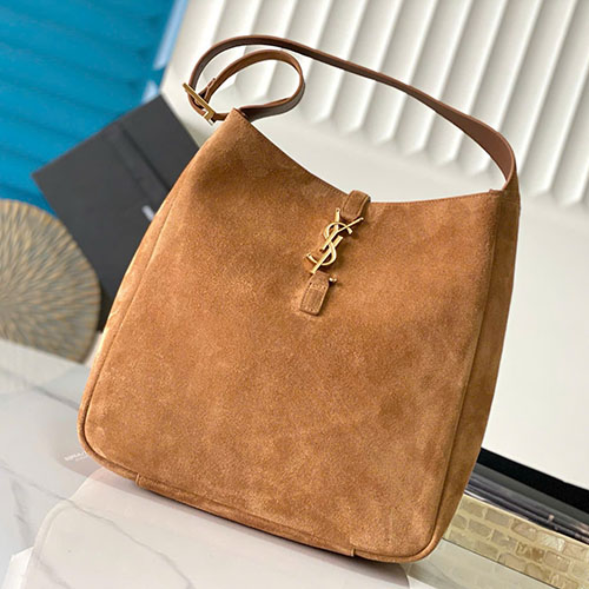 Saint Laurent Suede Classic 30cm