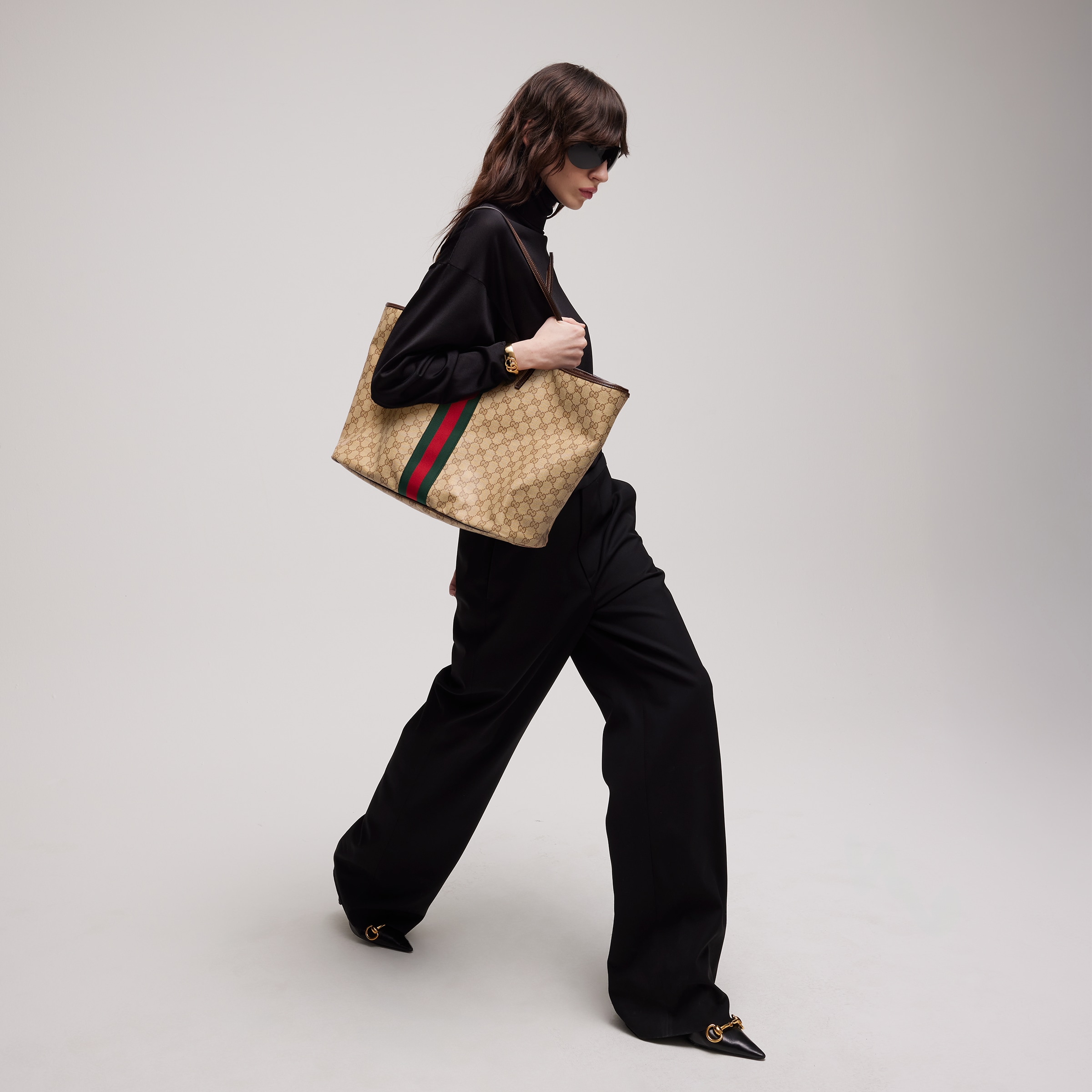 BAG（38 X 29.5 X 13 CM)