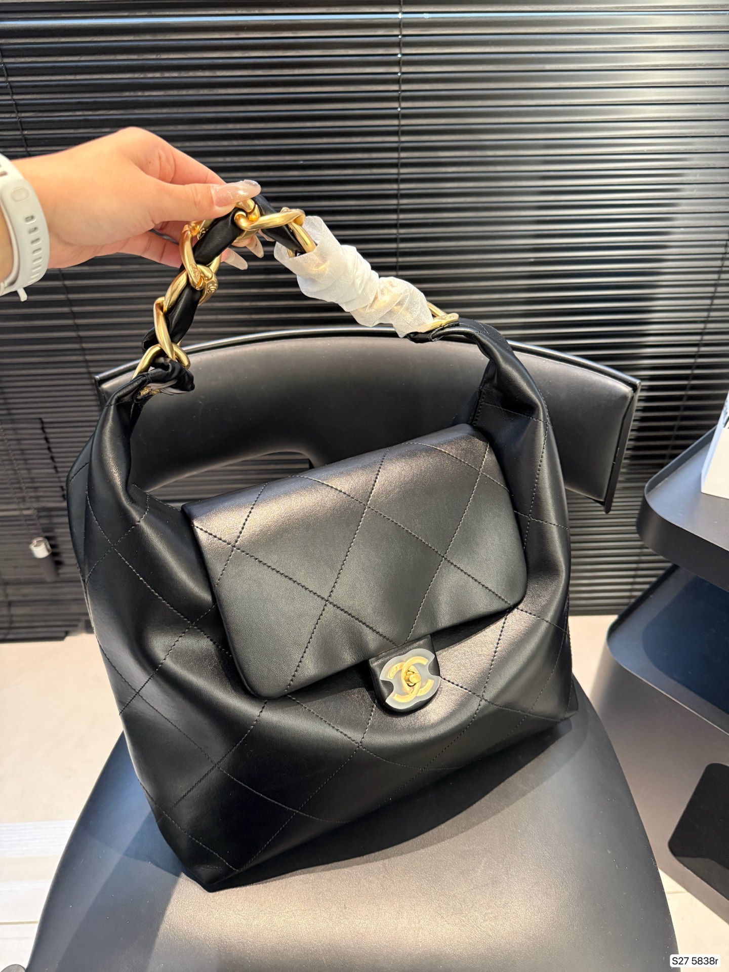 Chanel woven chain bag - cnluxepick