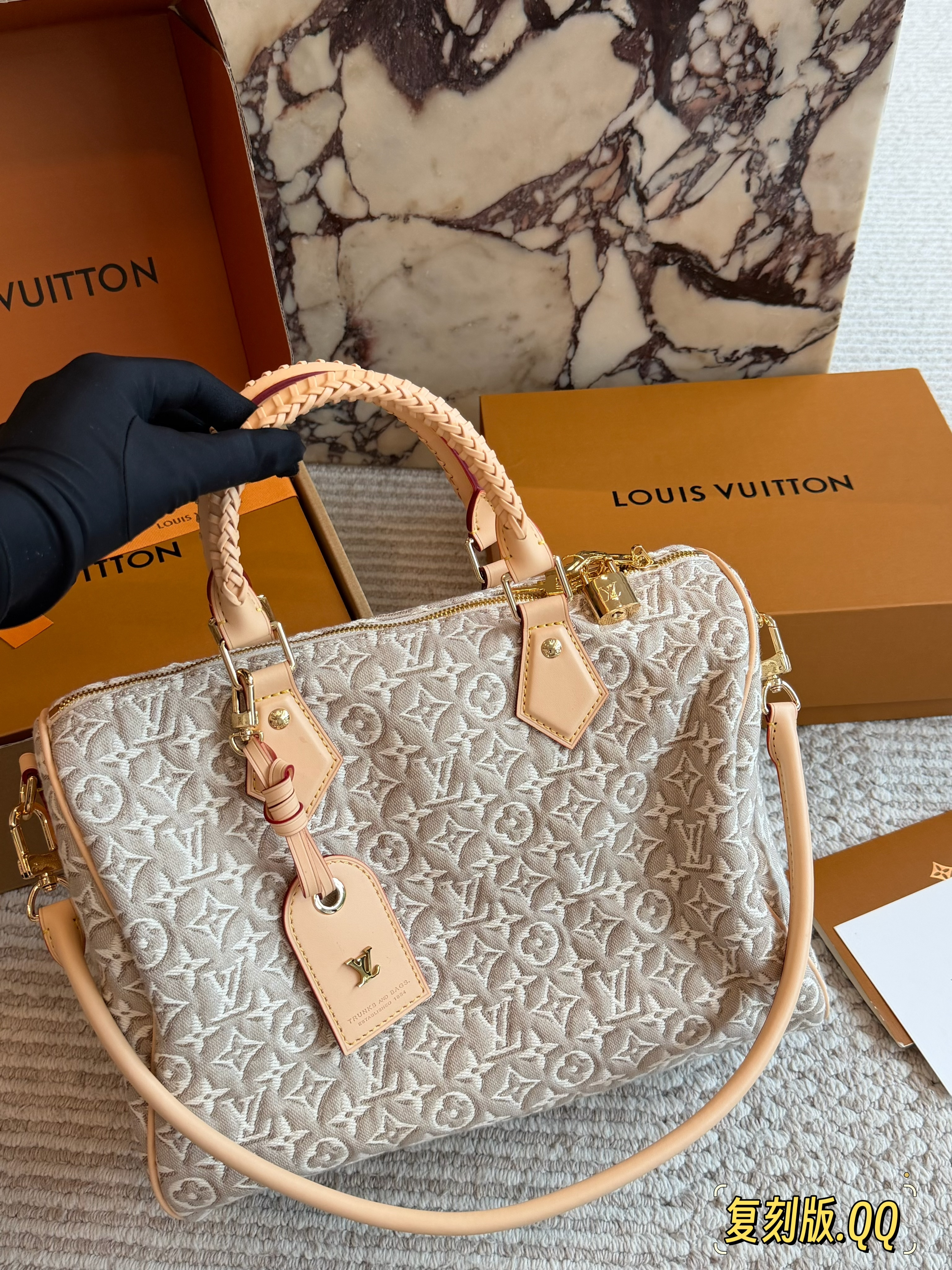LV Speedy Soft 30 Monogram Jacquard Handbag - cnluxepick