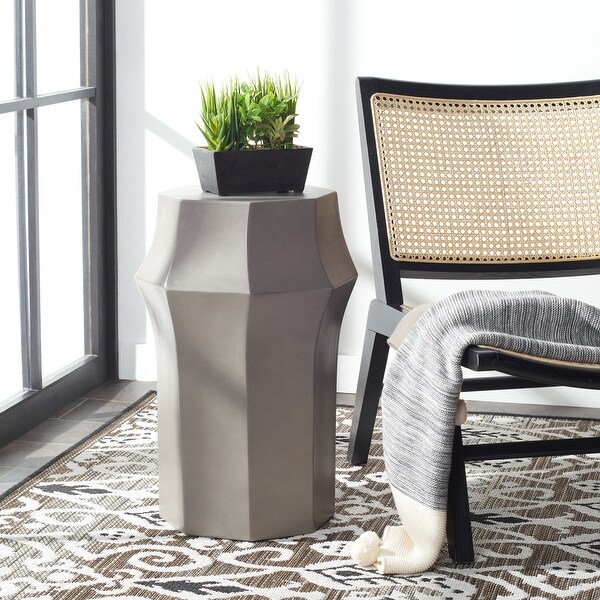SAFAVIEH Klaudia Concrete Indoor/Outdoor Accent Table