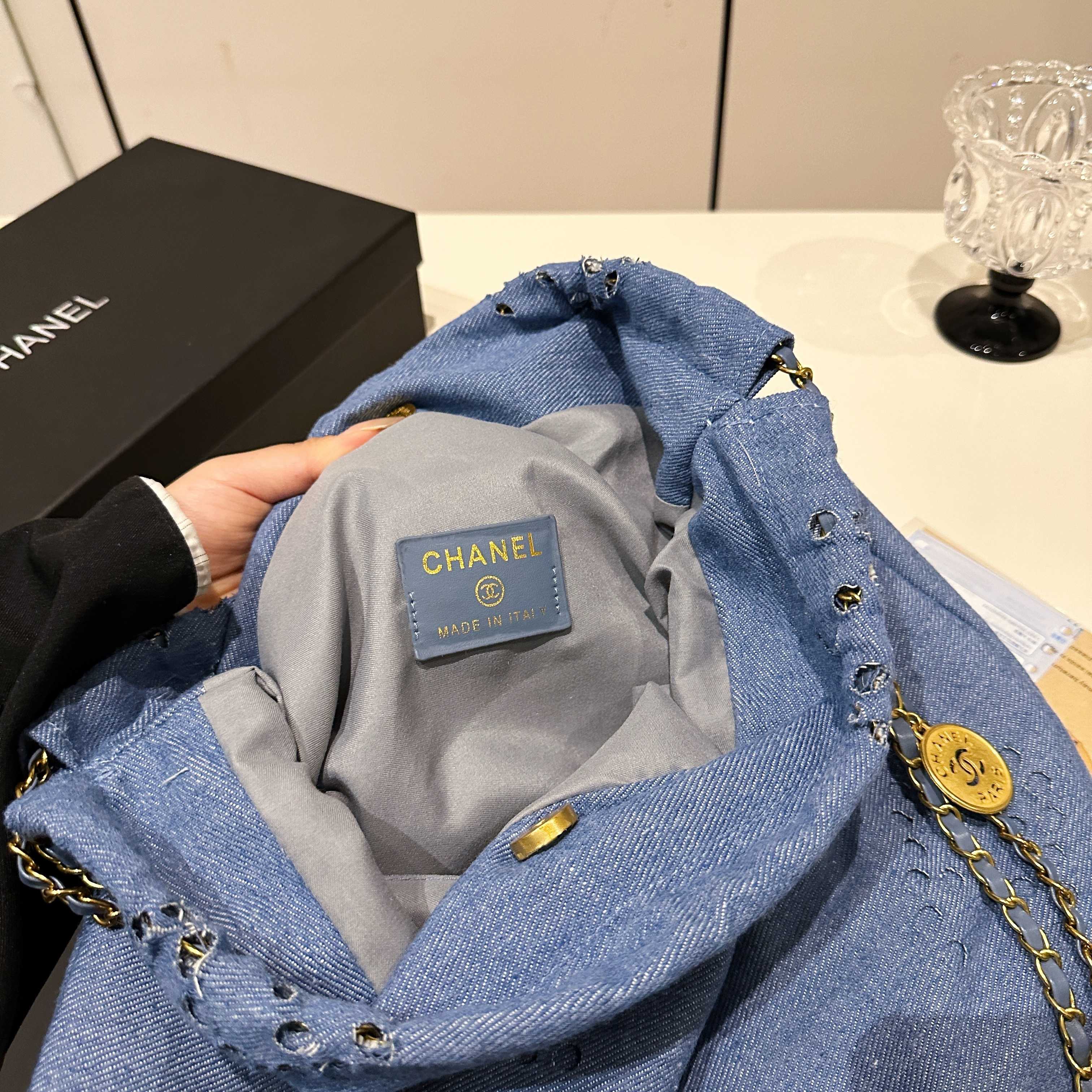 Chanel fashion hollow denim bag - cnluxepick
