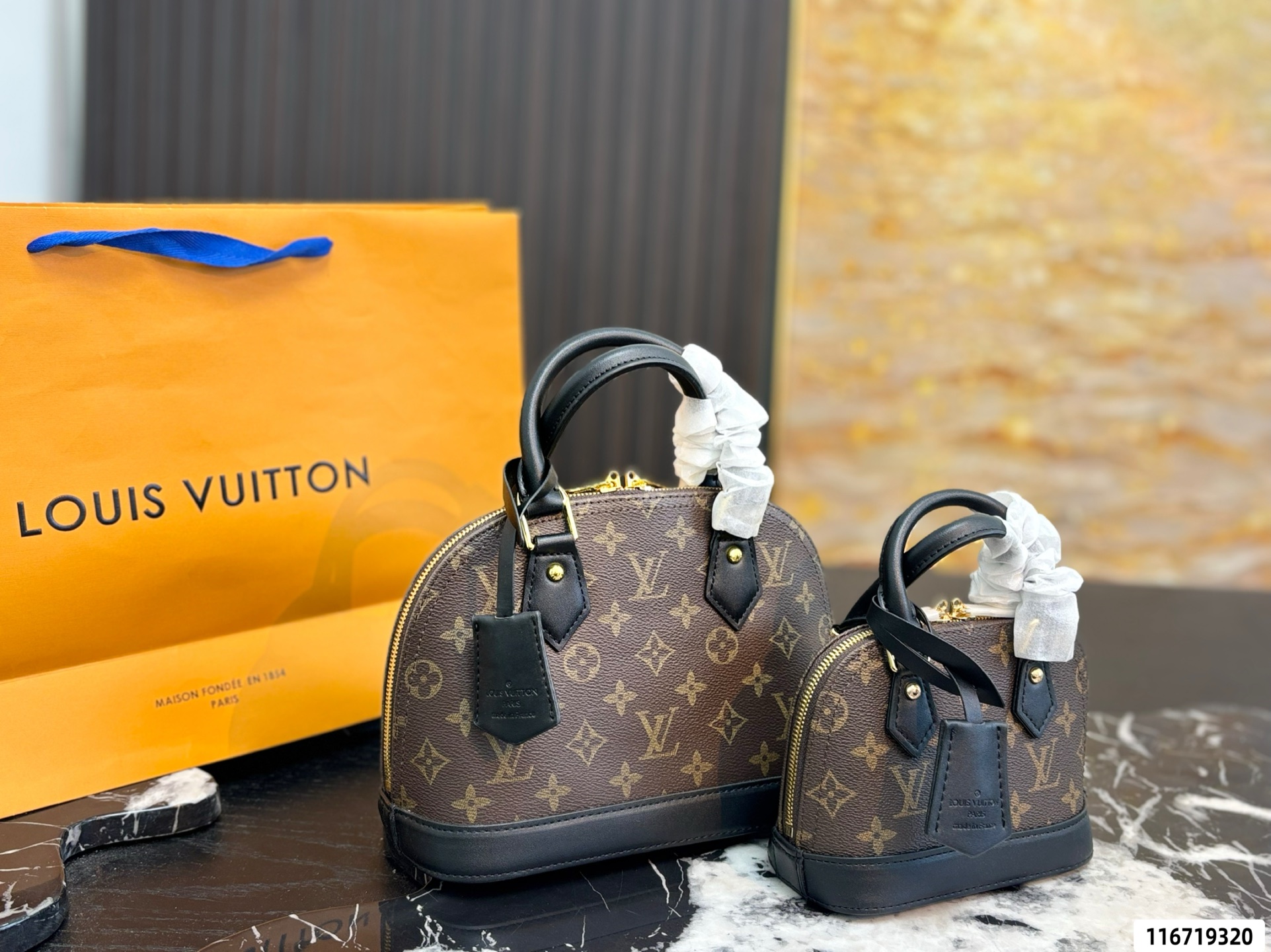 LV Shell Bag - cnluxepick