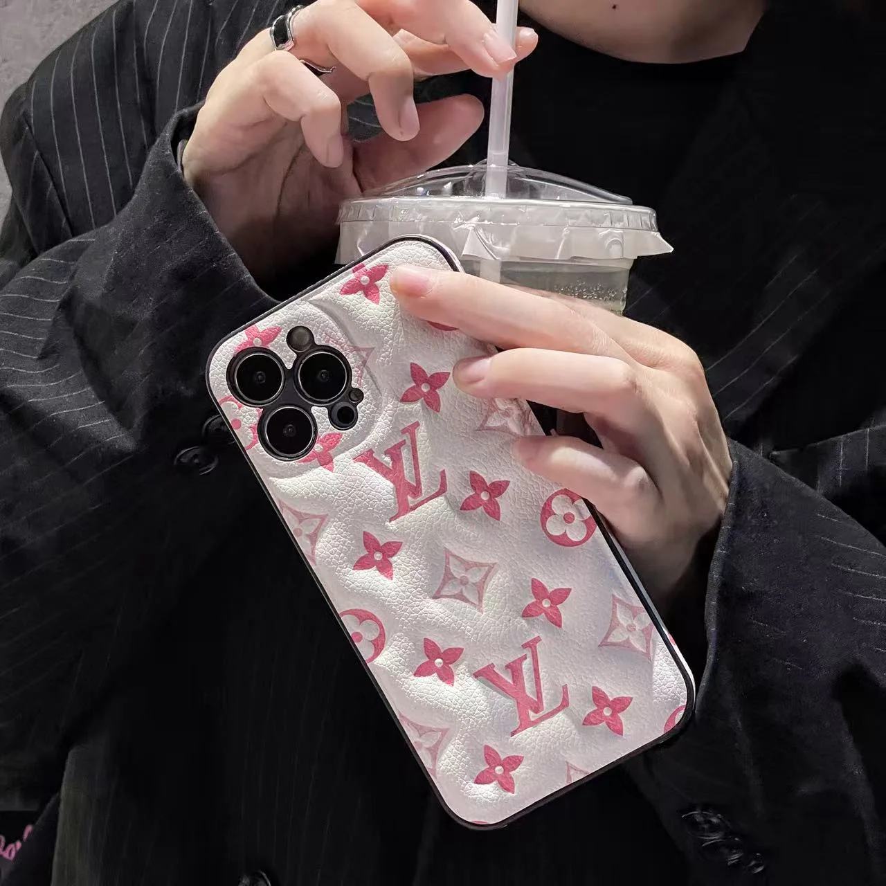 MONOGRAM IPHONE CASE -PINK