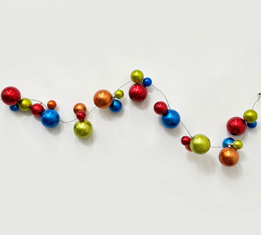Handcrafted Ball Garland  sgtnighsdesigns