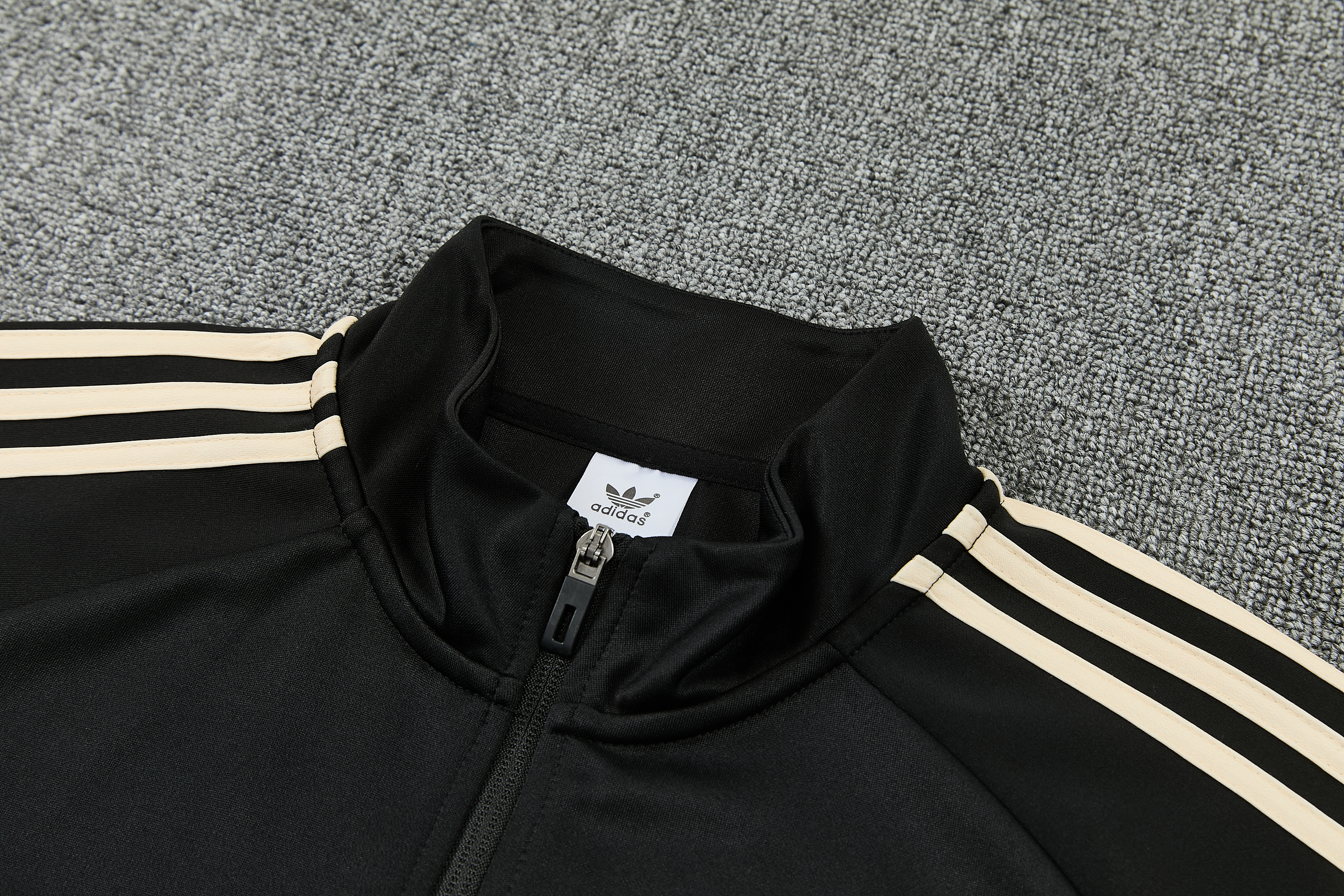 LVP 26/27 Training Suit