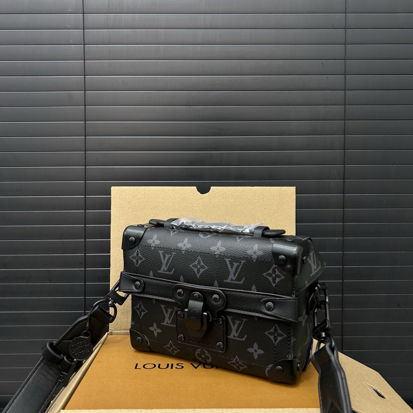 LV Soul Trunk Crossbody Bag - cnluxepick
