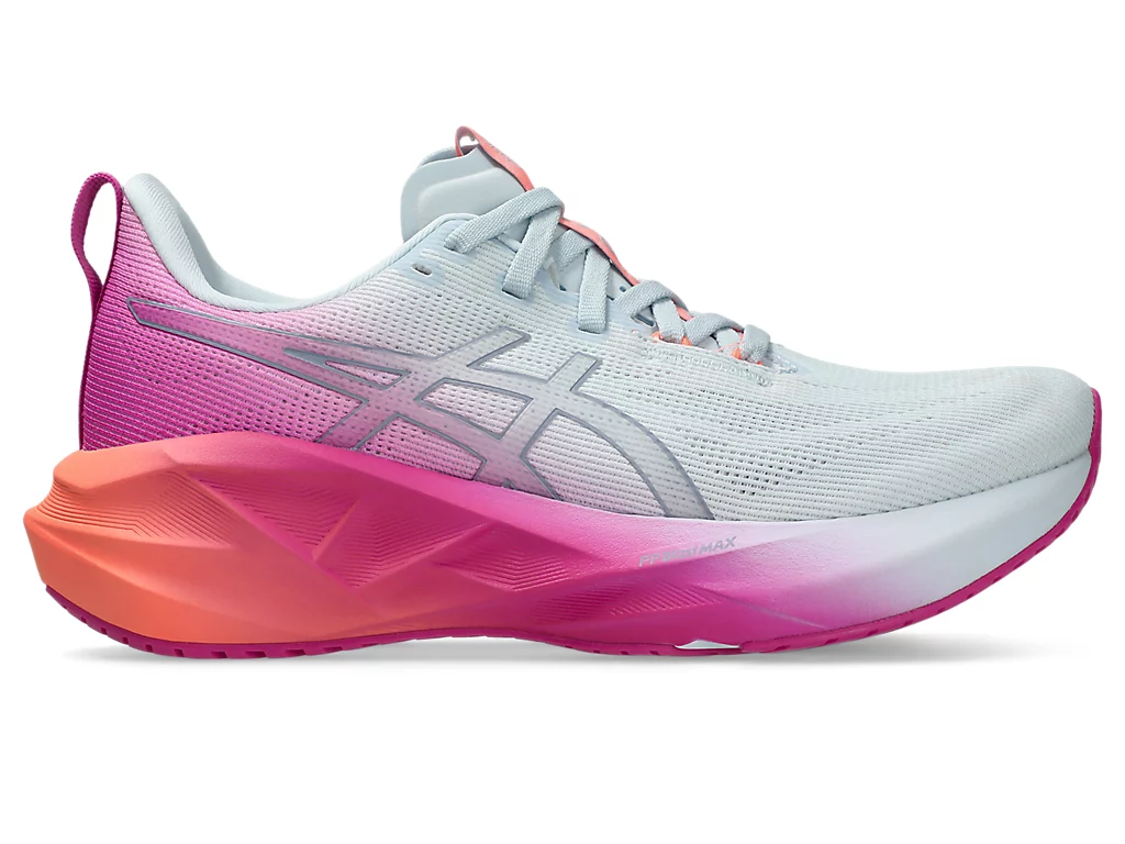 ASICS Novablast 5 Running Shoes Sky/Digital Sakura 1012B989-400