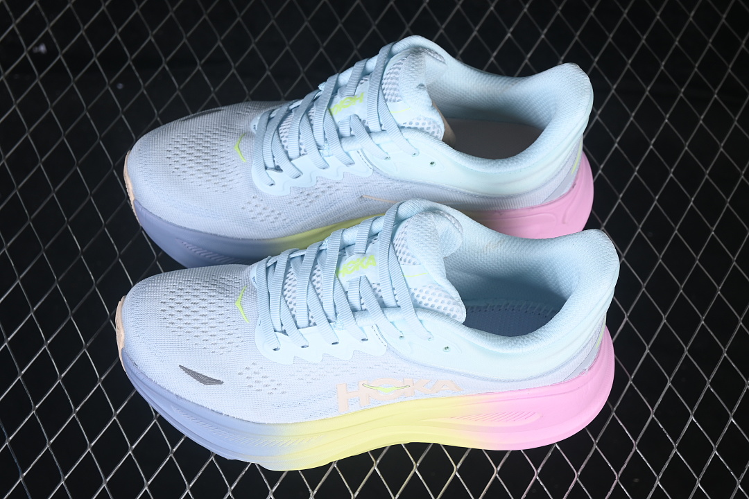 HOKA One One Bondi 9