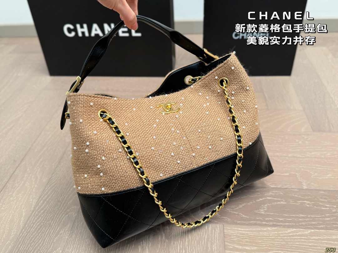 Chanel's new diamond-quilted handbag - cnluxepick