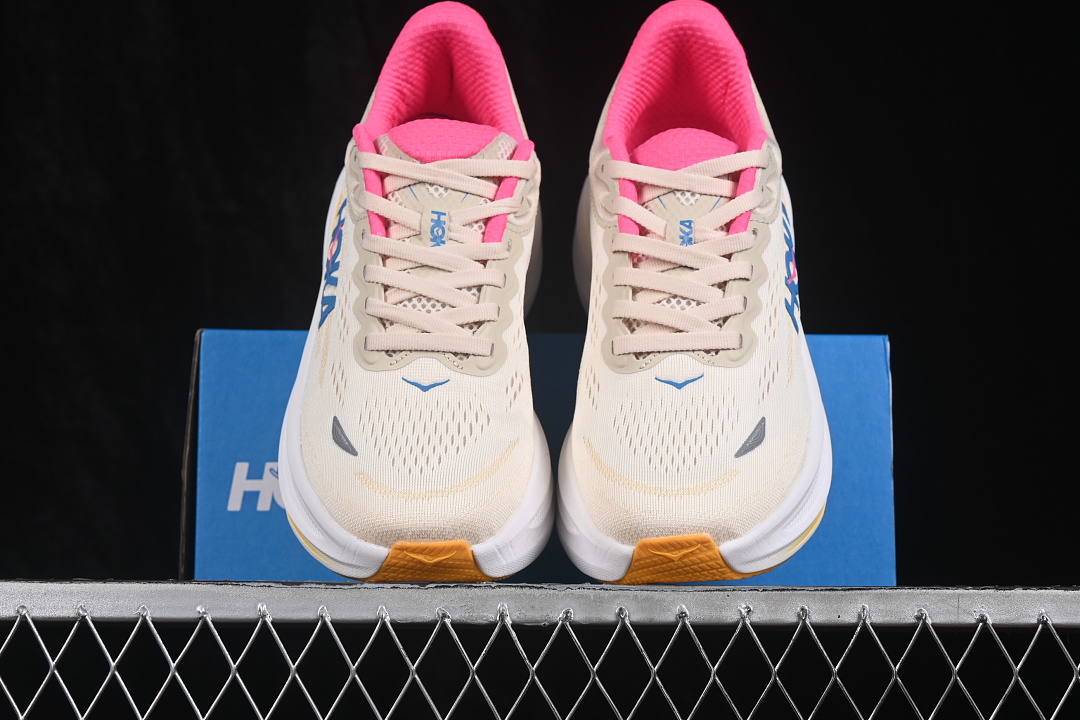 HOKA One One Bondi 9 Running Shoes