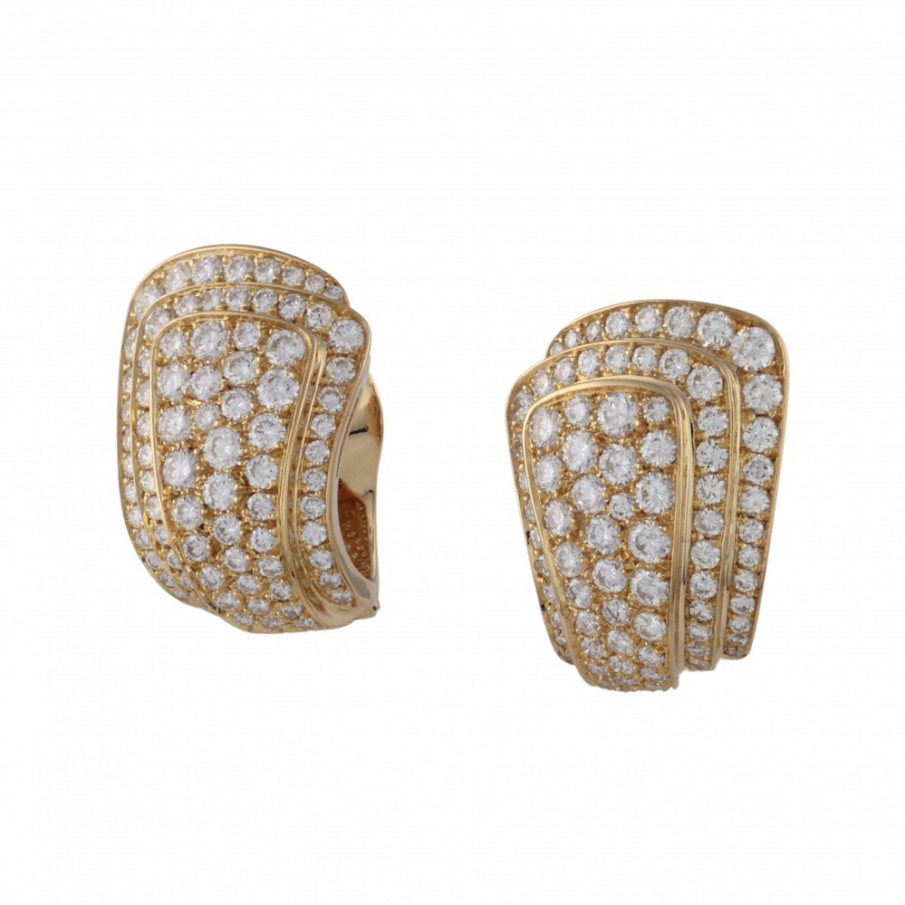 Van Cleef & Arpels K18YG Yellow Gold Earrings Diamond