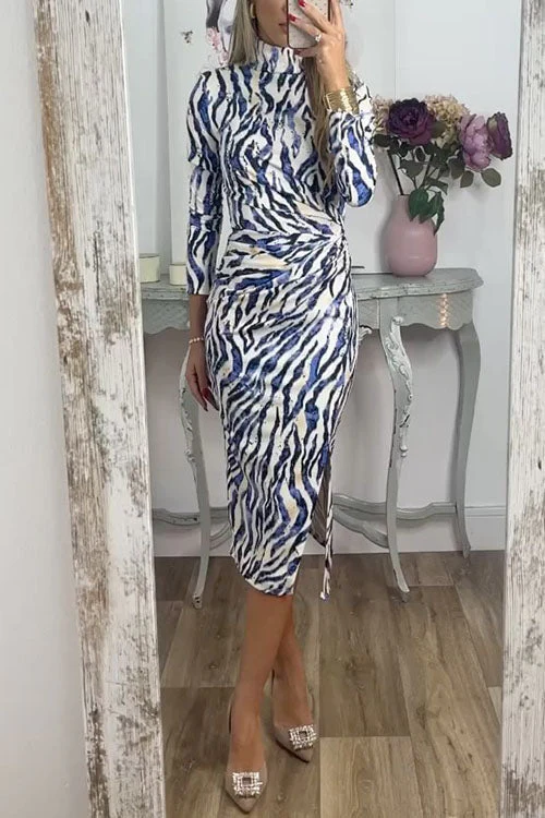 Printed Ruched Bodycon Midi DressClistos
