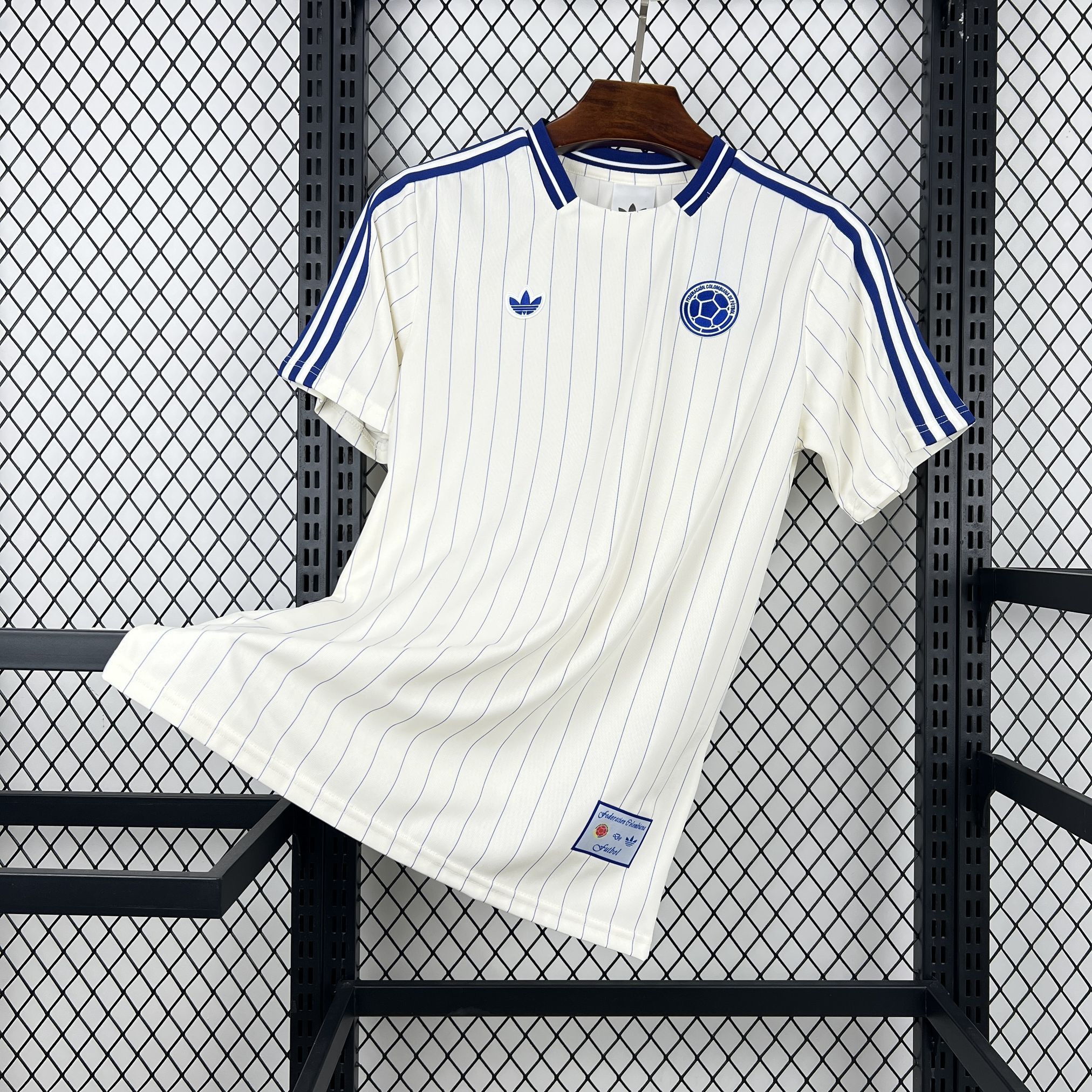 Mens Colombia 2026 Terrace Icons Jersey