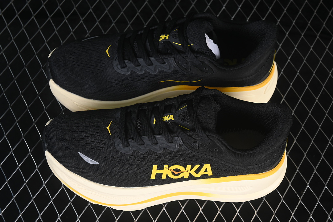 HOKA One One Bondi 9 Running Shoes