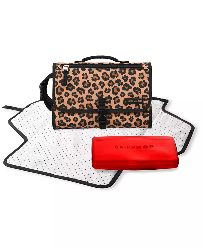 Skip Hop Pronto Signature Cheetah Print Changing Station