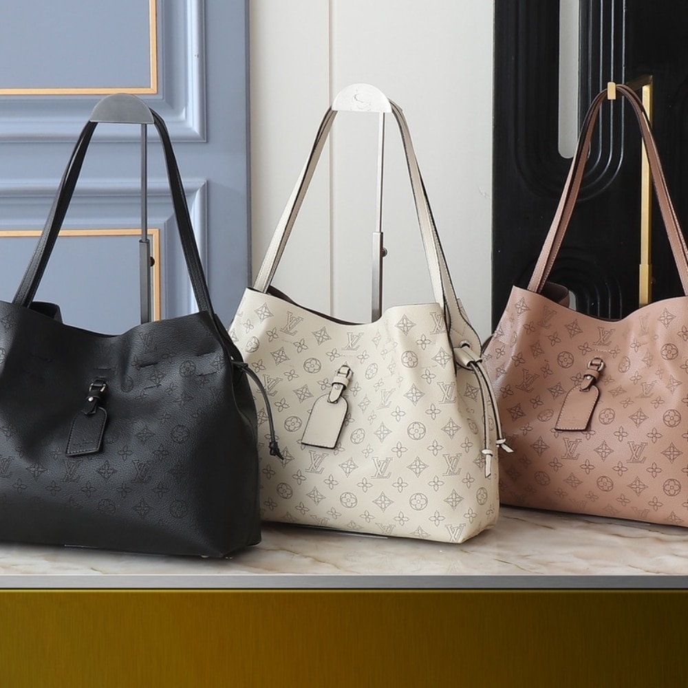 Louis Vuitton Boundless Bag White 6.3 Inches