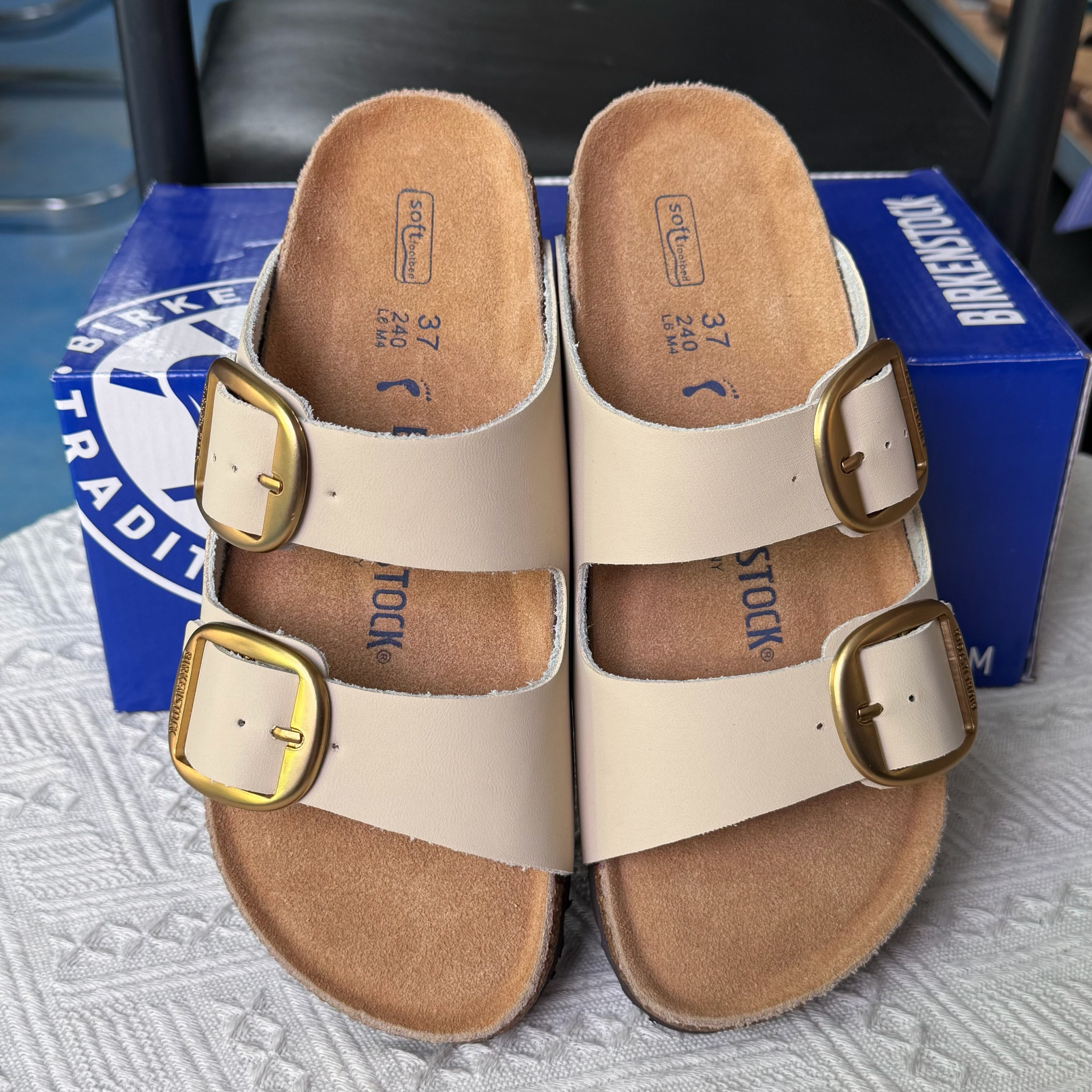 Birkenstock Arizona Leather Sandals