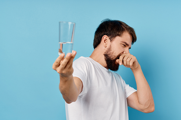 Refrigerator Water Filter Reviews | 5 Signs You Need to Change Your Fridge Water Filter