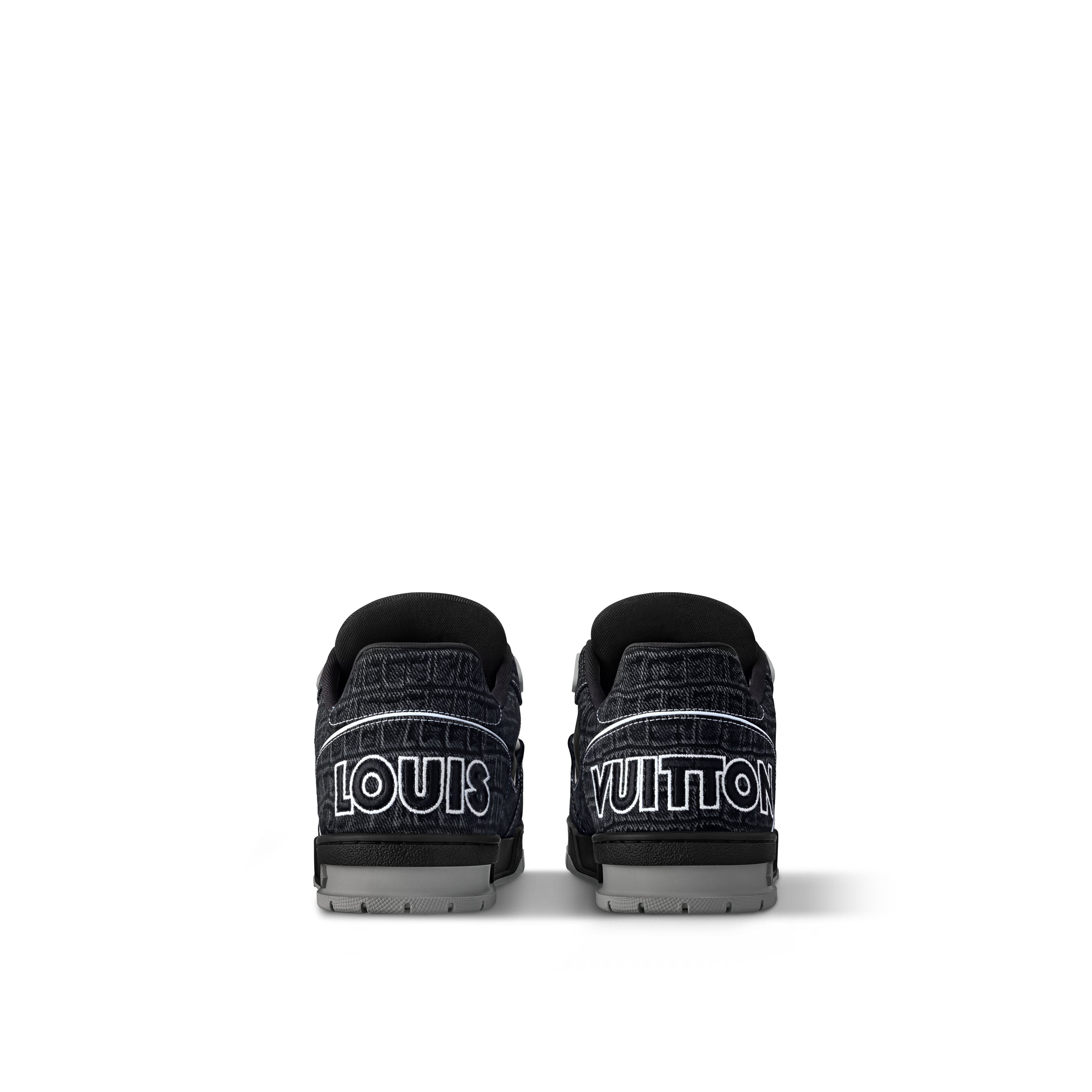 LV 트레이너 스니커즈