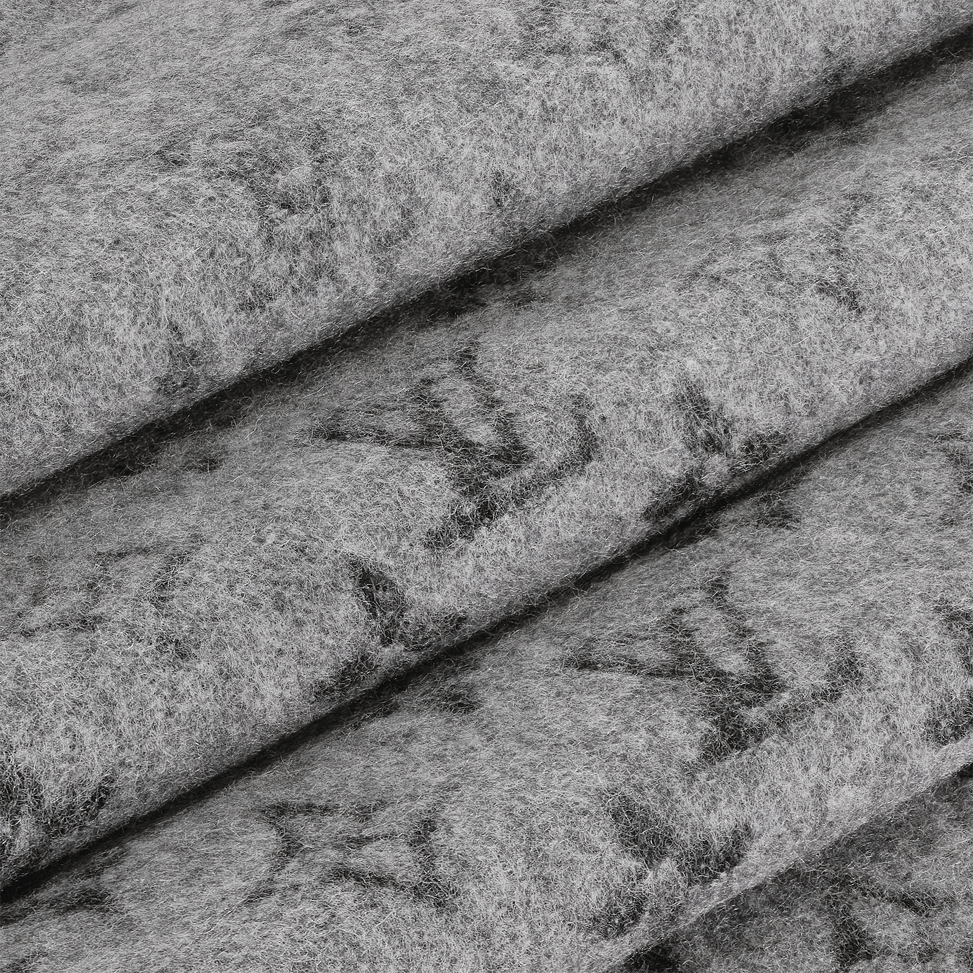 모노그램 그라디언트 스카프