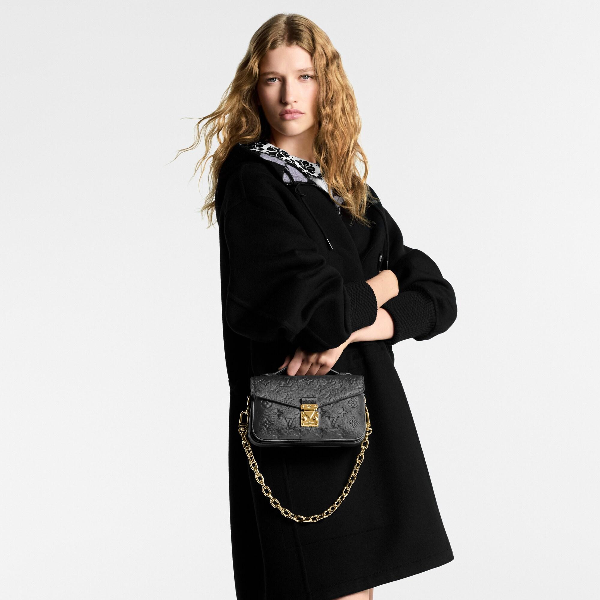 포쉐트 메티스 이스트 웨스트