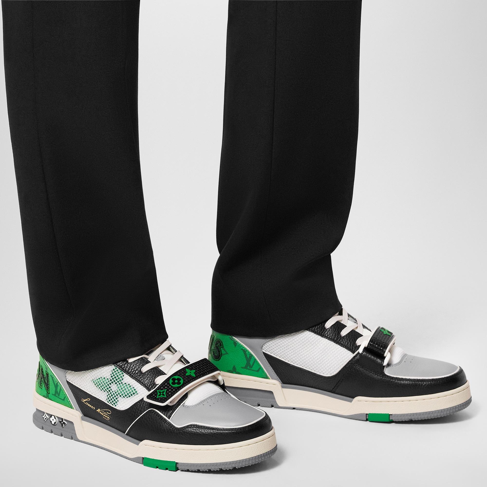 LV 트레이너 스니커즈