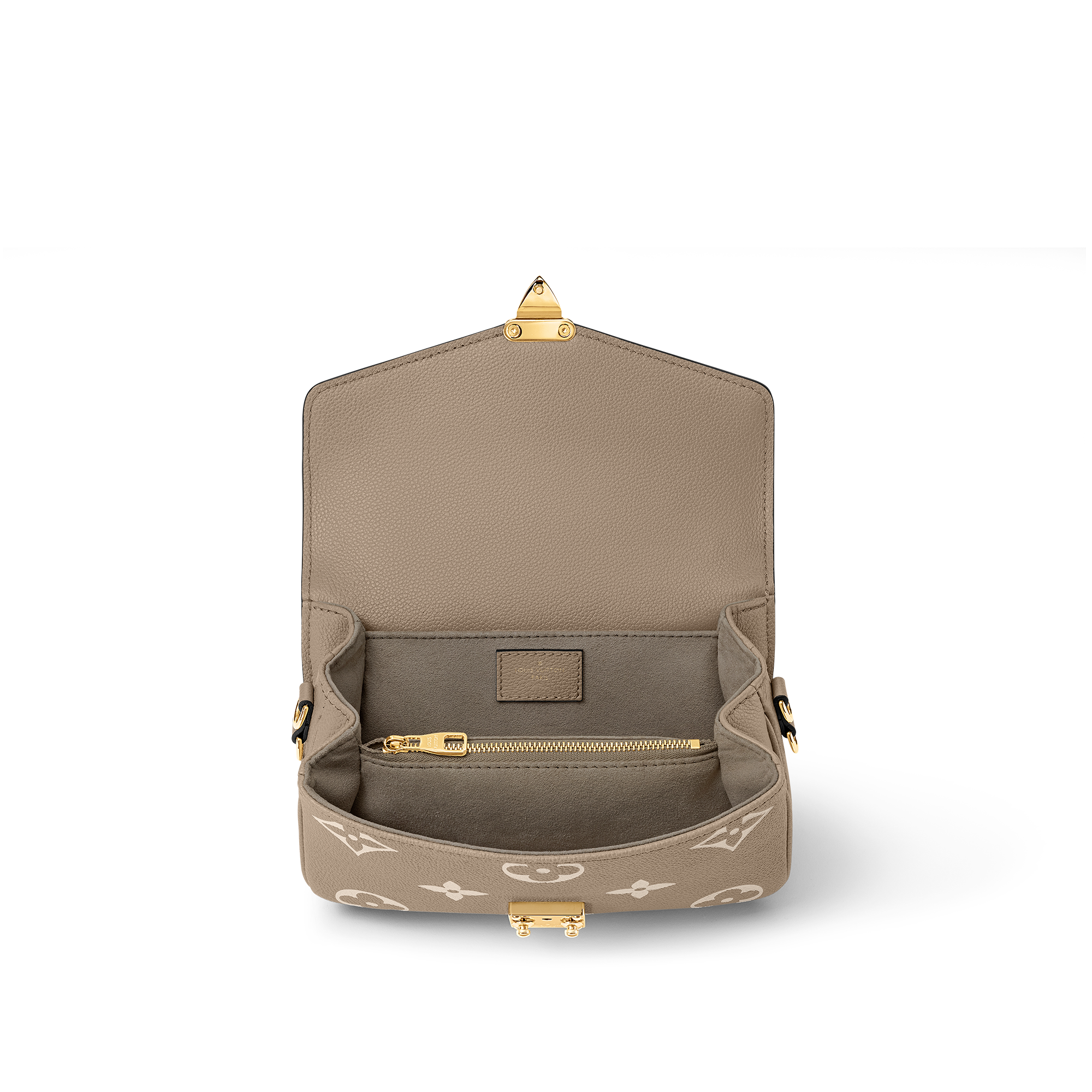 포쉐트 메티스 이스트 웨스트