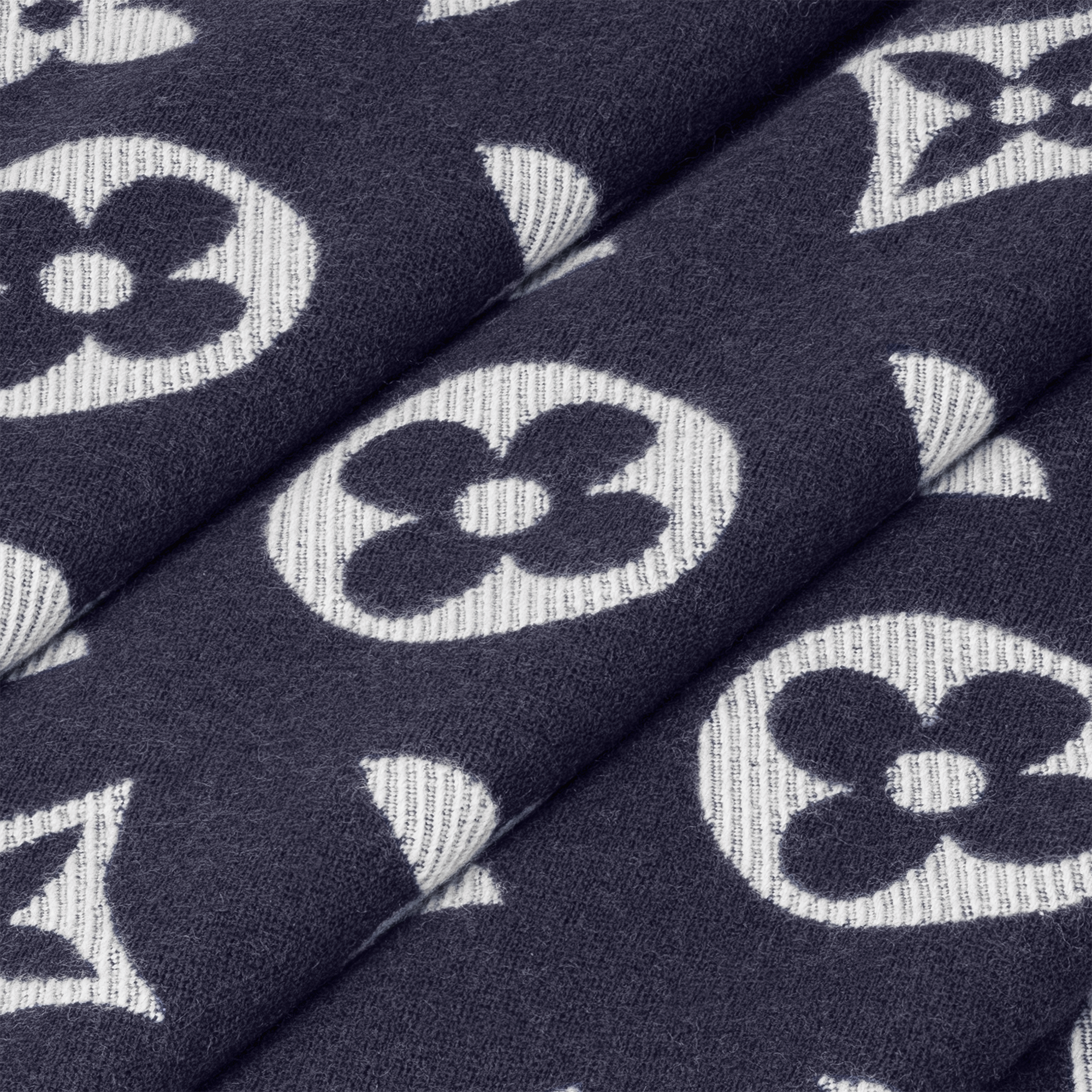 LV 에센셜 스카프