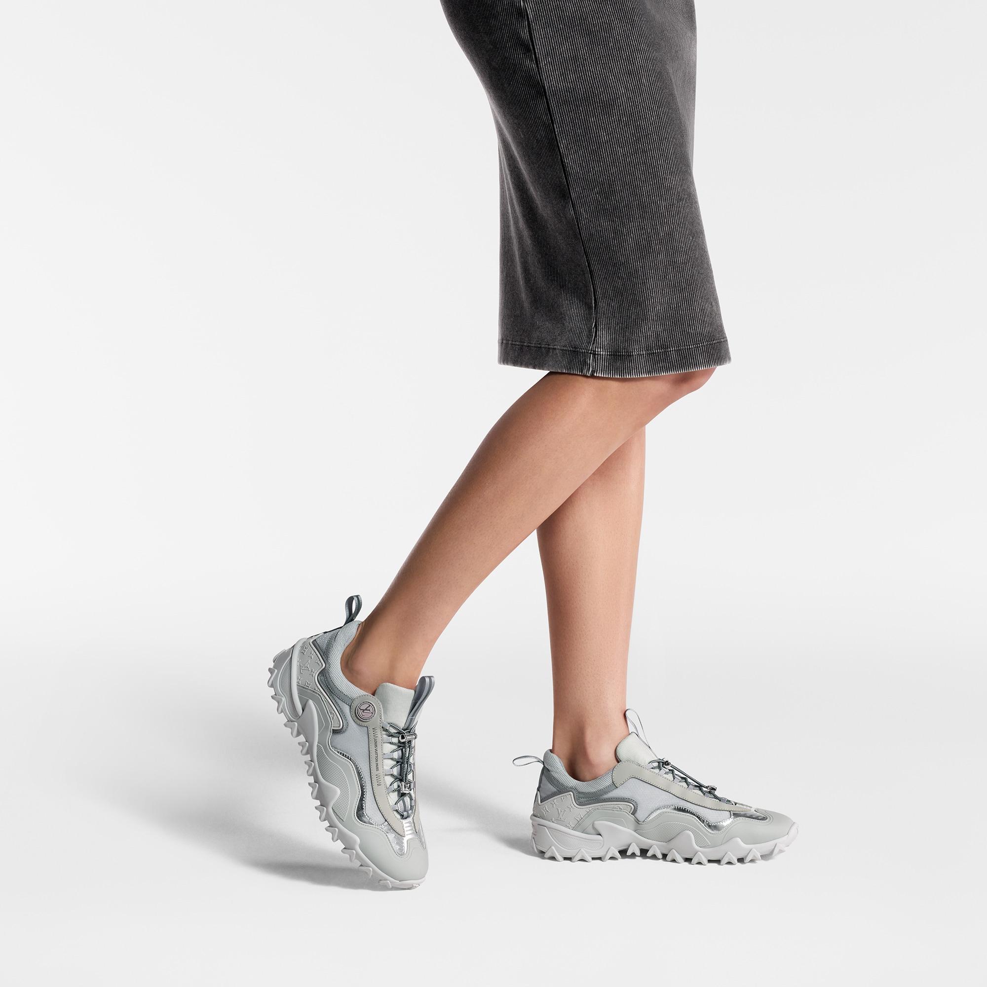 LV 러시 스니커즈