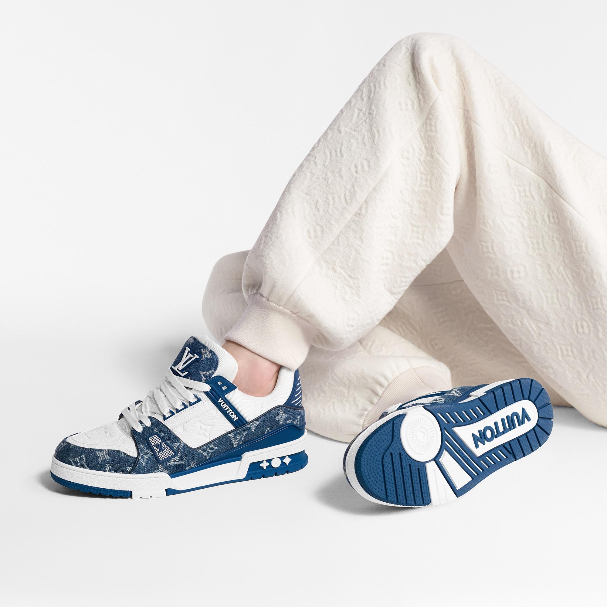 LV 트레이너 스니커즈