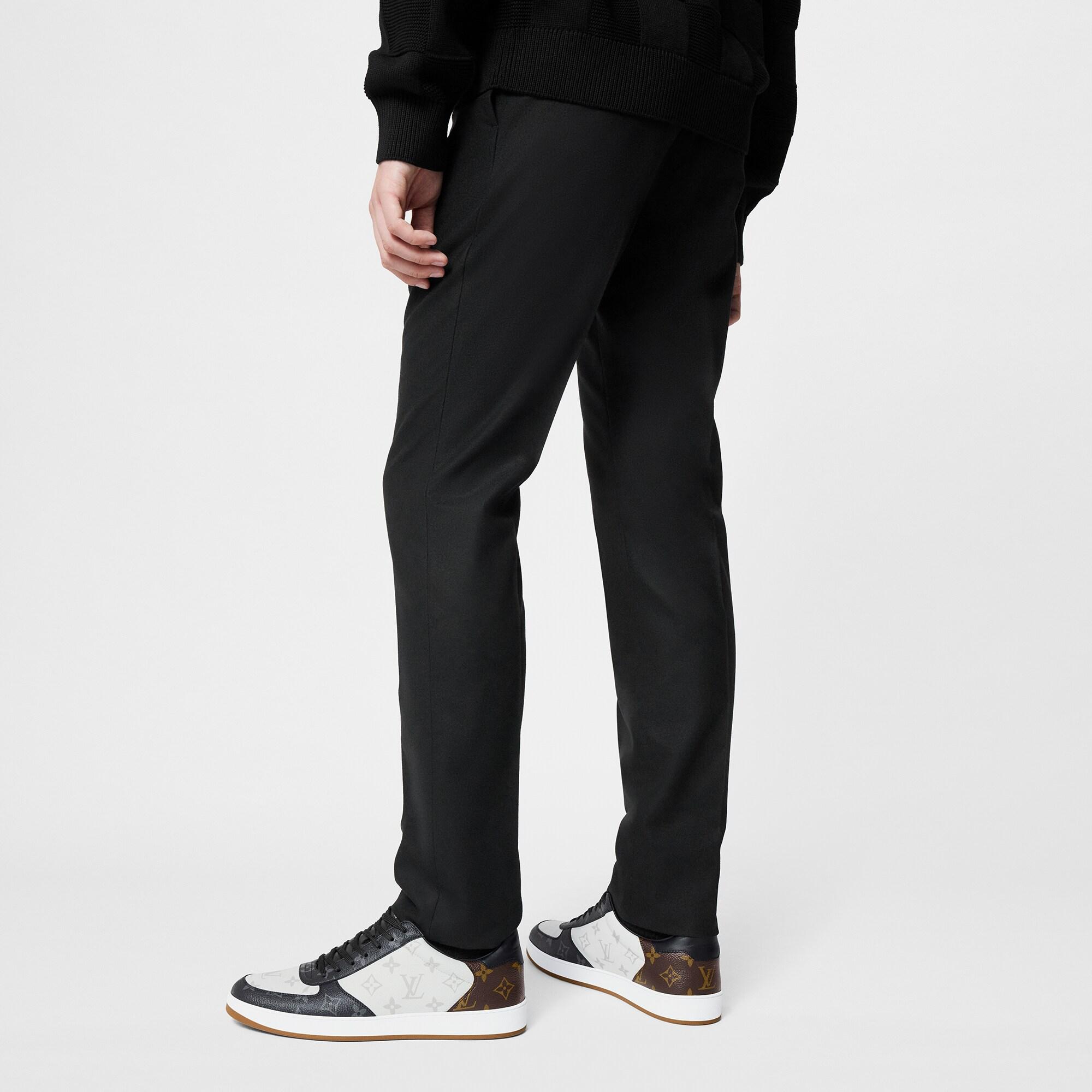 리볼리 스니커즈