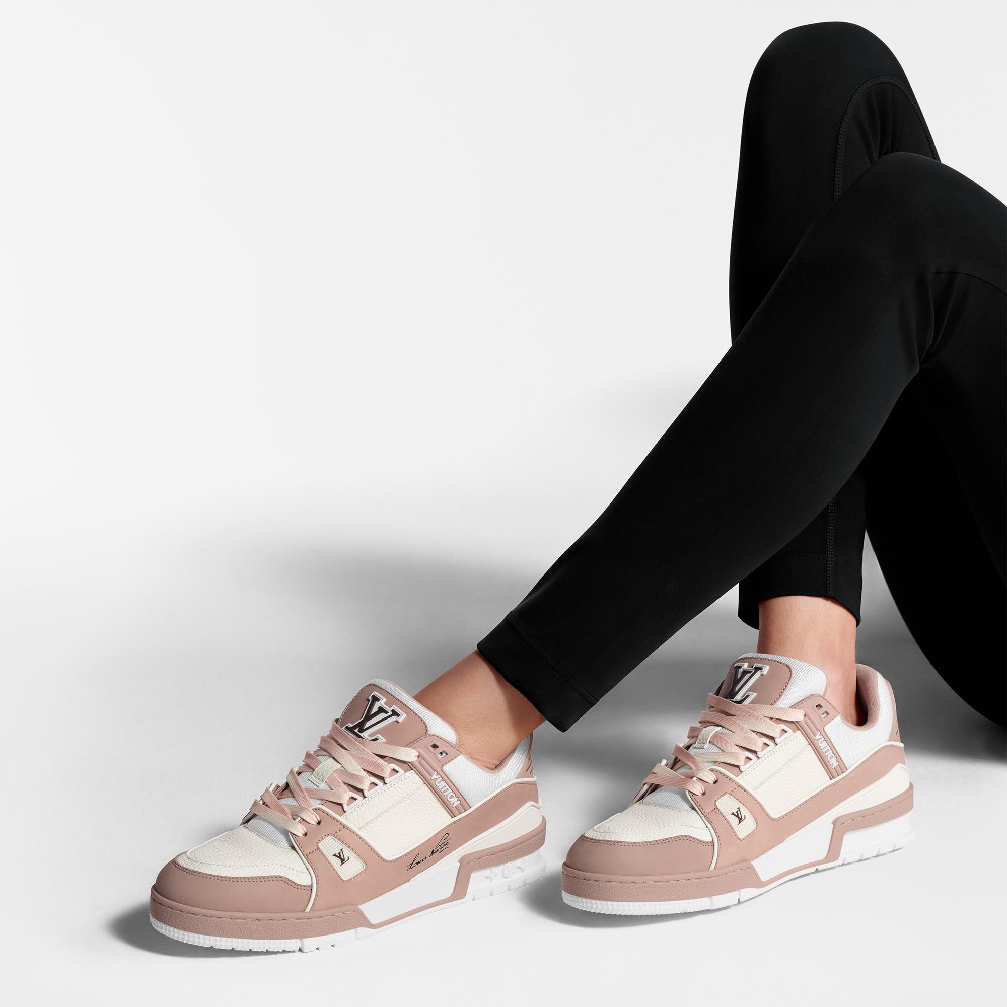 LV 트레이너 스니커즈