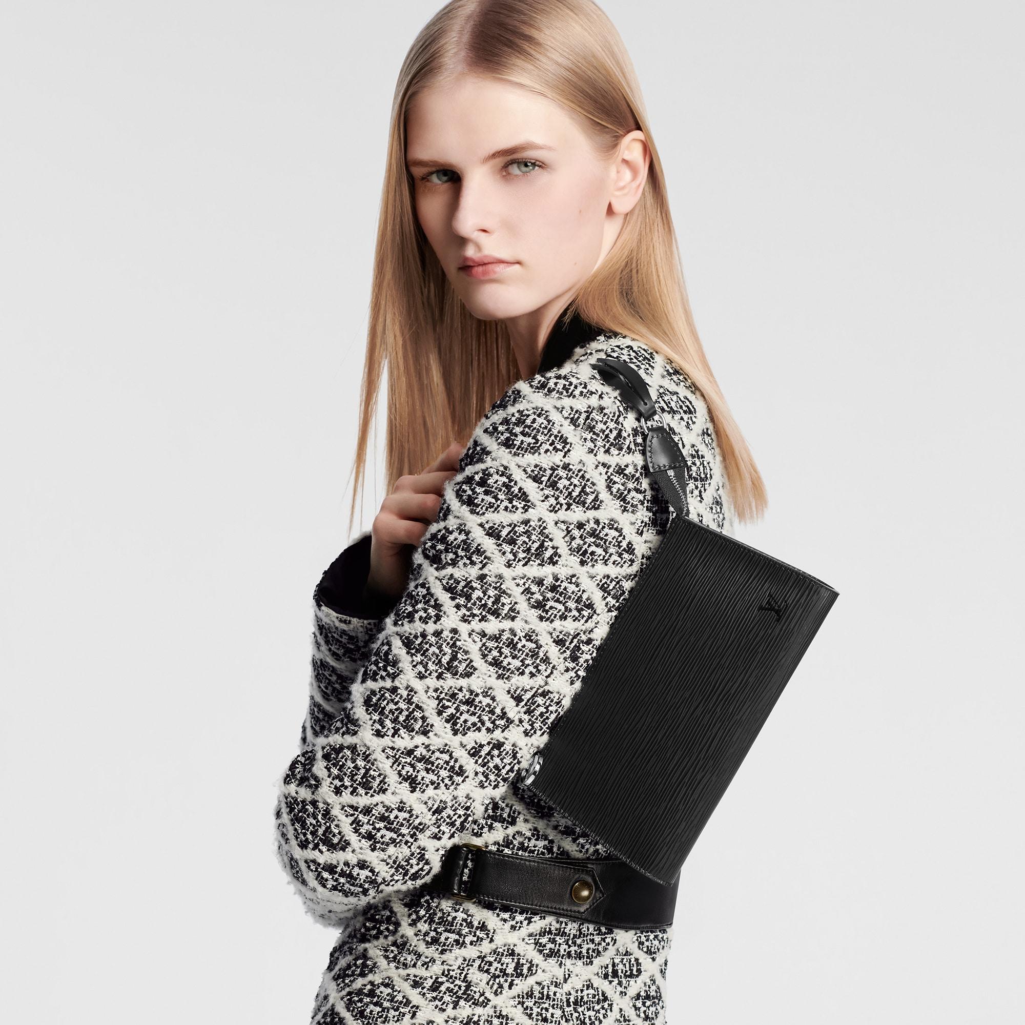 포쉐트 악세수아