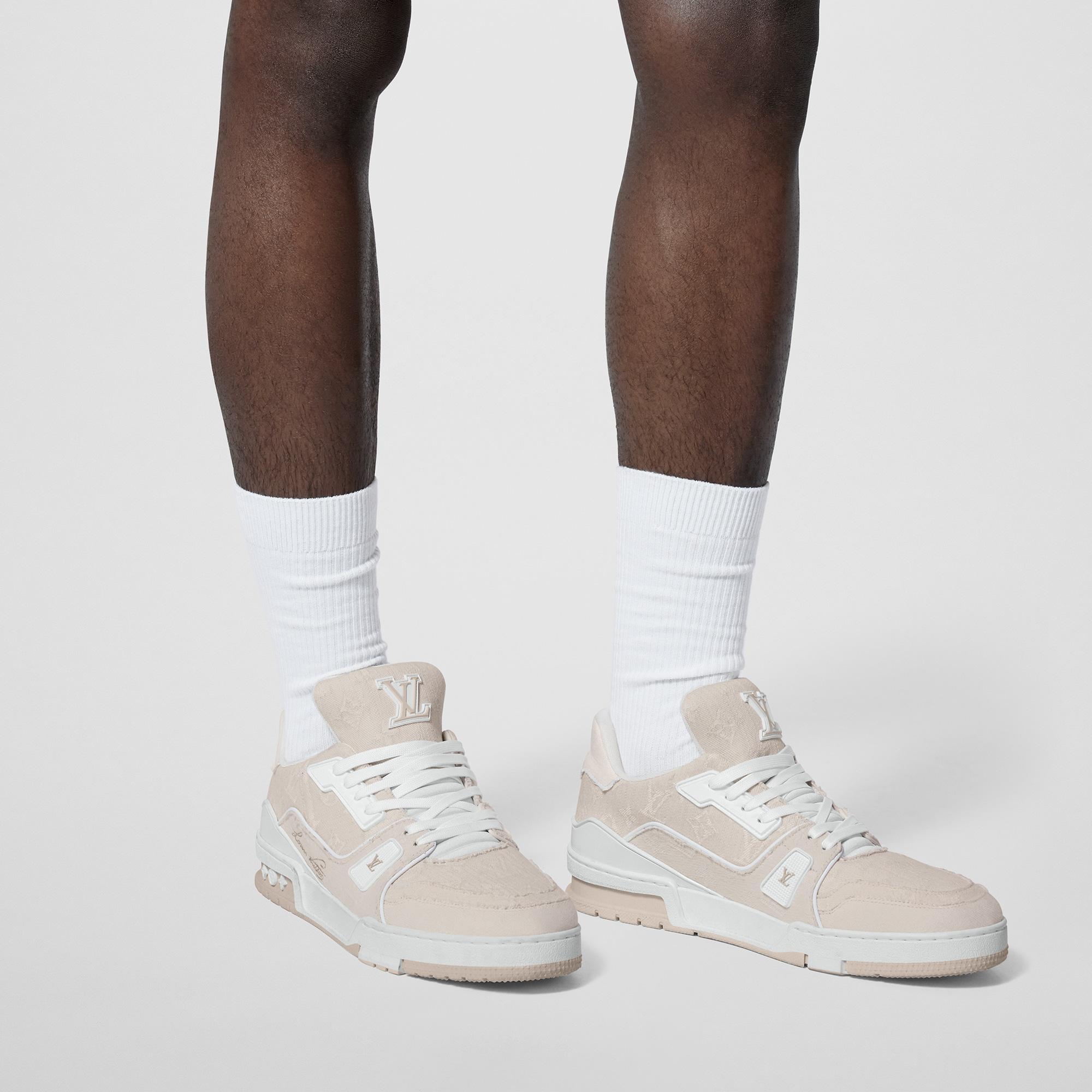 LV 트레이너 스니커즈