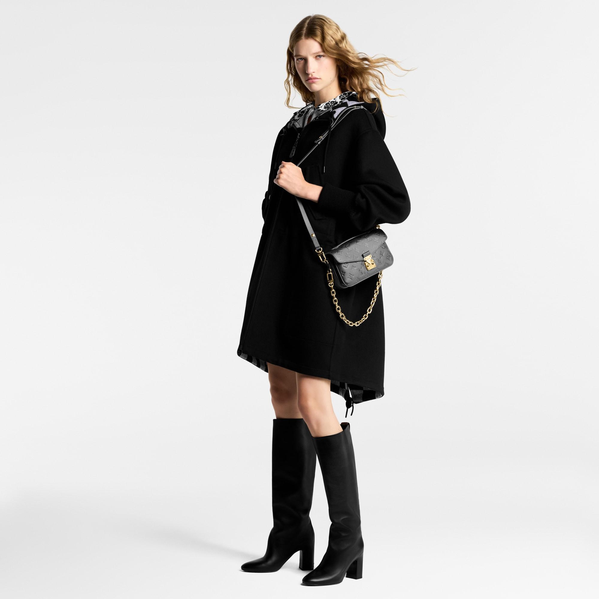 포쉐트 메티스 이스트 웨스트